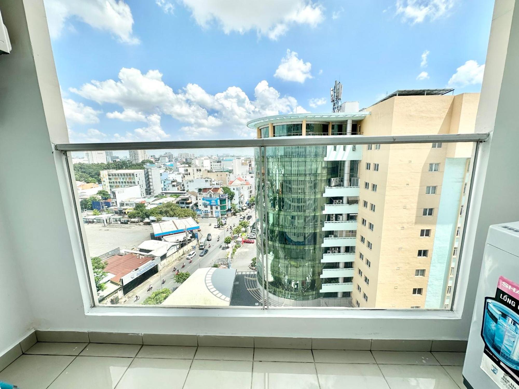Teddy Apartment At Sky Center Luxury Ho-Chi-Minh-Stadt Exterior foto